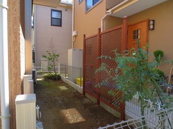 fence13-2 fence13-2