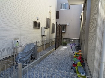 fence13-3 fence13-3